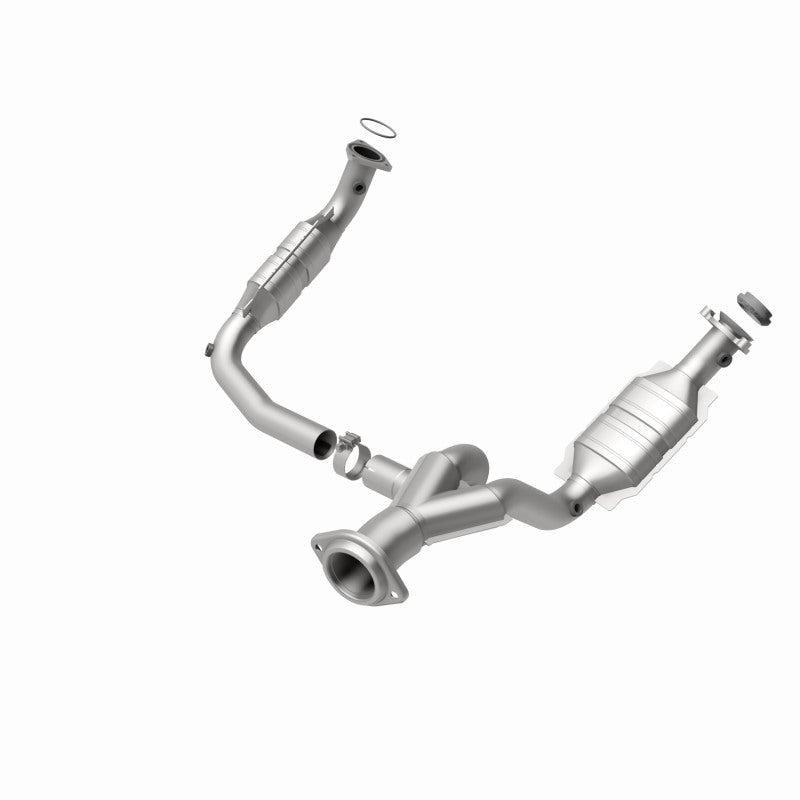 MagnaFlow Direct Fit Catalytic Converter 07-08 Escalade 6.2 Driver Side OEM